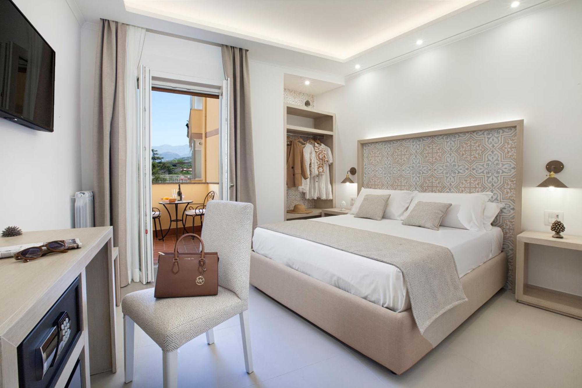 Bed and Breakfast Camalu Сорренто Экстерьер фото